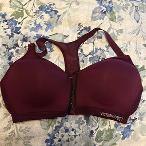 Victoria Sport front closure sports bra - 38DD